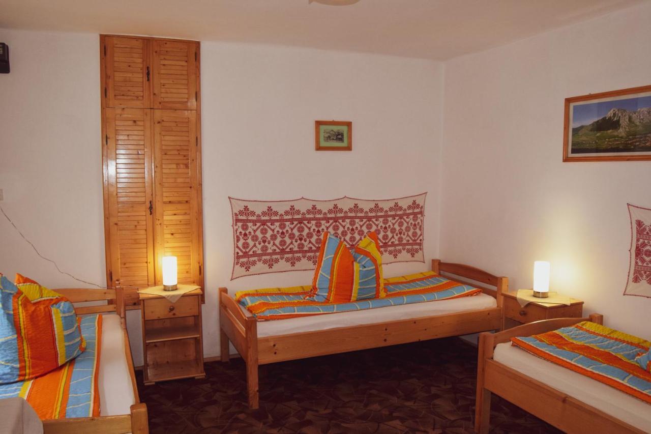 רימטאה Casa De Vacanta Harsfa Vendeghaz מראה חיצוני תמונה